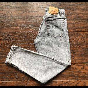 Levis 550 Stonewash Tapered High Waist Jeans